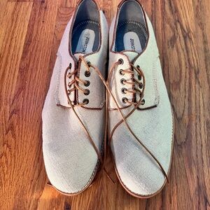 Johnston & Murphy Men's Canvas Oxfords in Cream